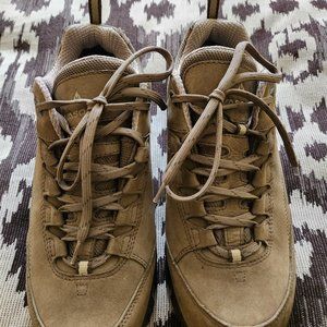 SOLD VASQUE Talus Trek low UltraDry Men's 9